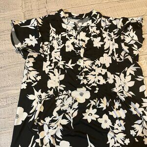 Ava & Grace Black & White Floral Top